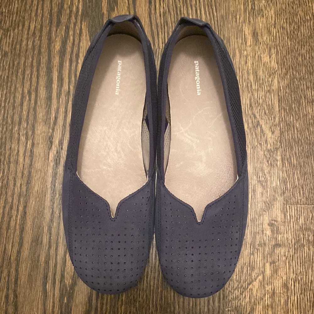 Patagonia maha navy flats